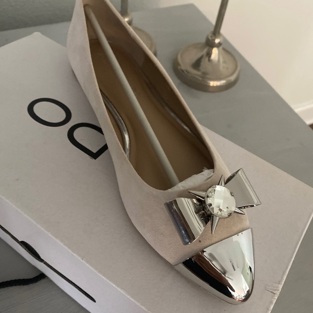 Aldo flat